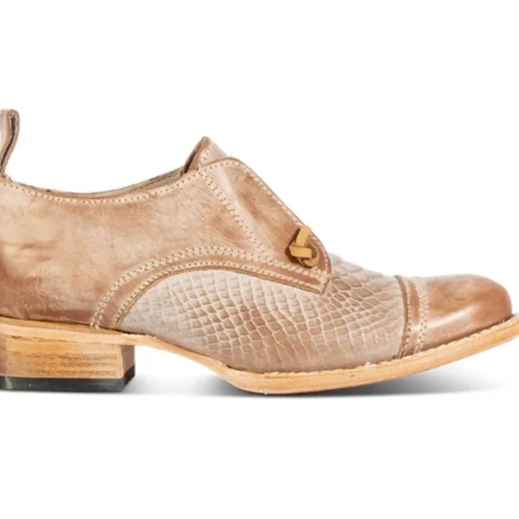 Freebird Two-Tone Brown Leather Flats MABEL size 7 - Picture 2 of 12